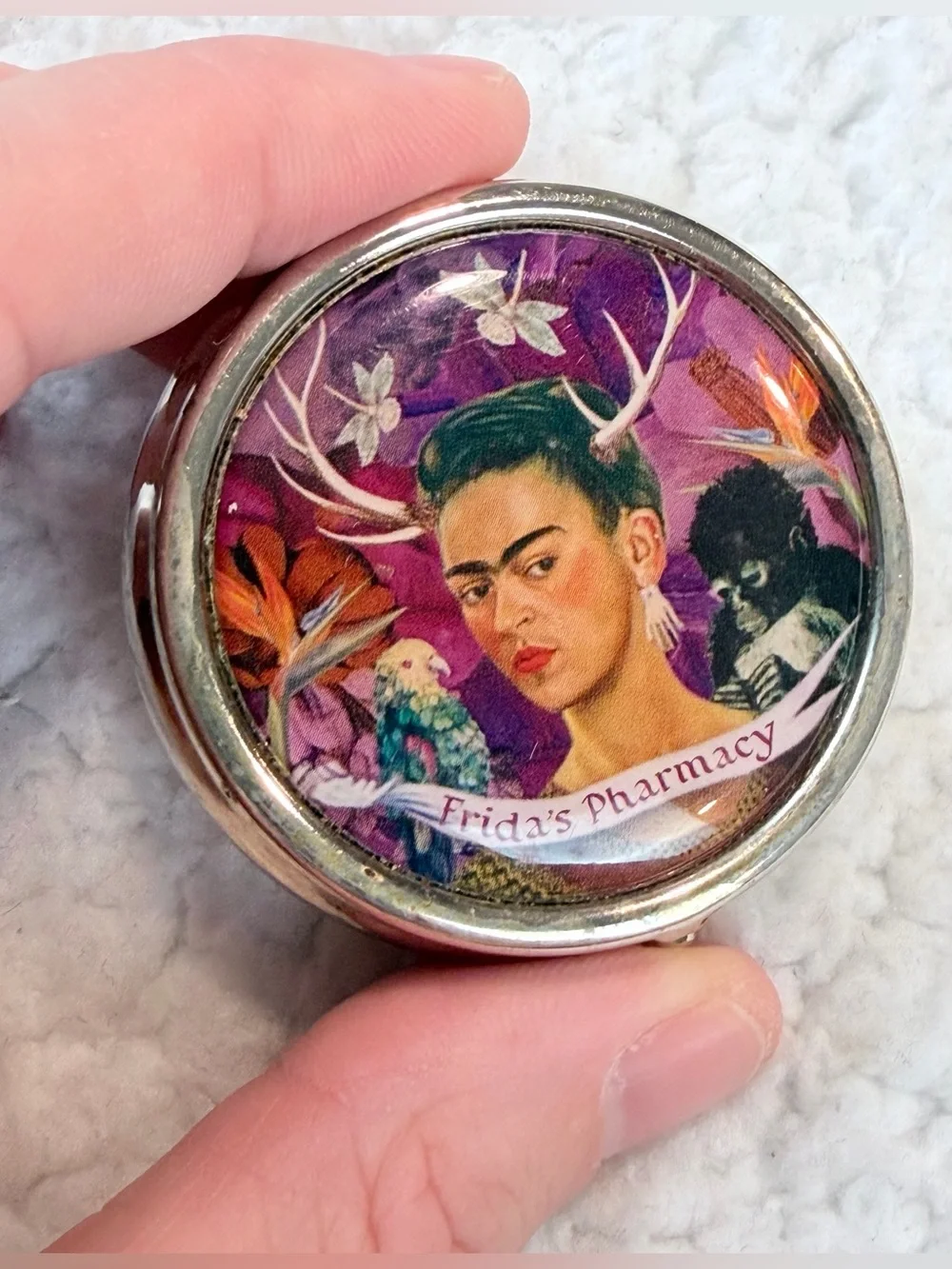 FRIDA KAHLO • “Frida’s Pharmacy” Compact Round Pill Case, OS